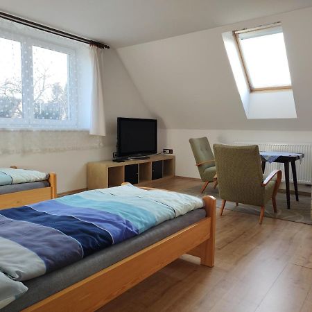 Apartman V Podkrovi Lejlighed Dobruška Eksteriør billede